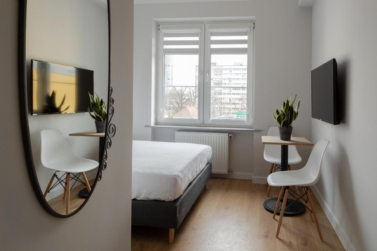 MoHo XL Hostel Wrocław Eksteriør bilde